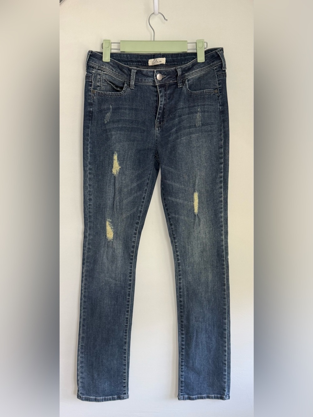 Elan distressed jeans • Women’s medium